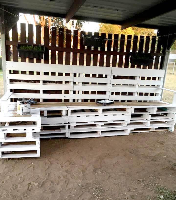 upcycled pallet patio seating set