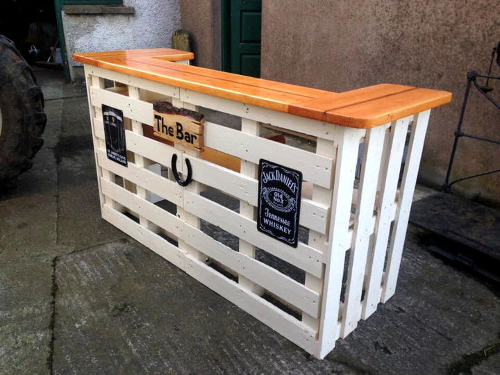 50 Best Loved Pallet Bar Ideas Projects Easy Pallet Ideas