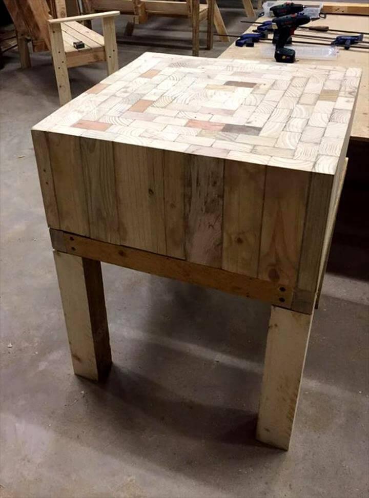 recycled pallet multipurpose table