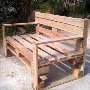 robust wooden pallet bench