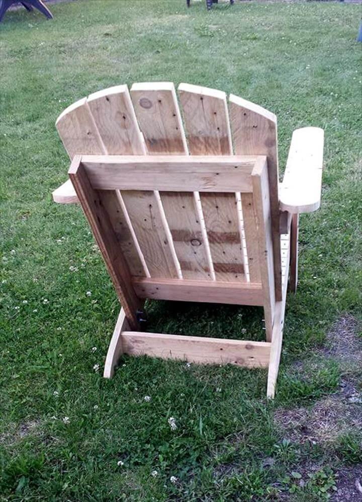 wooden pallet Adirondack garden chair