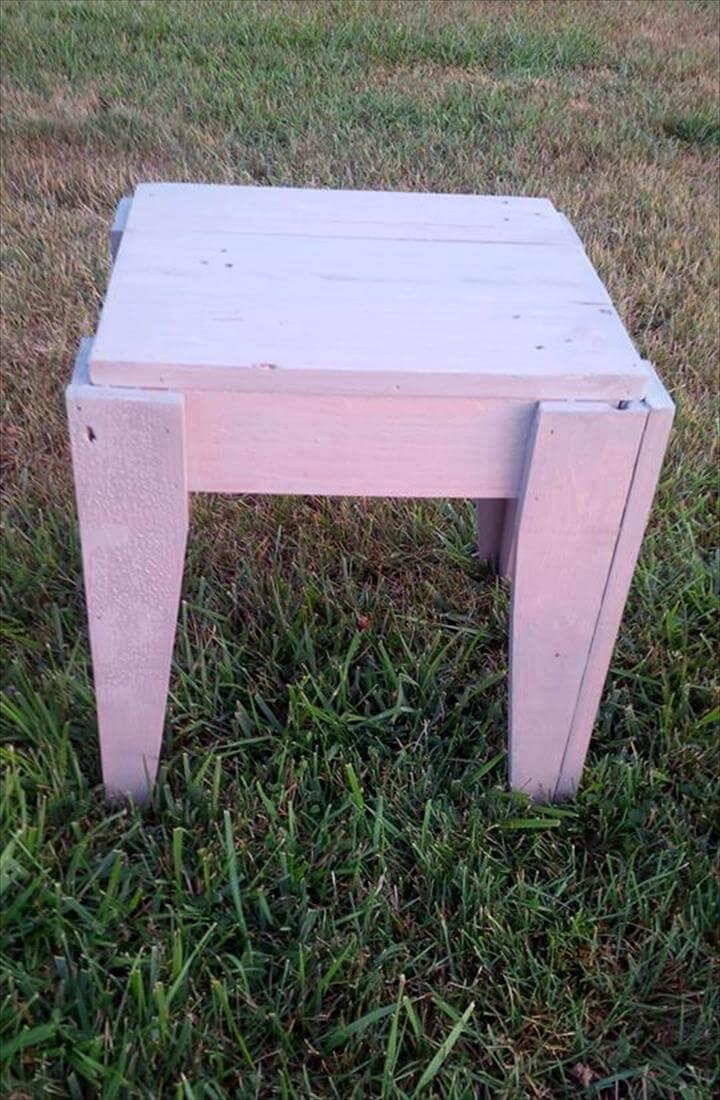 diy pallet side table with tapered legs