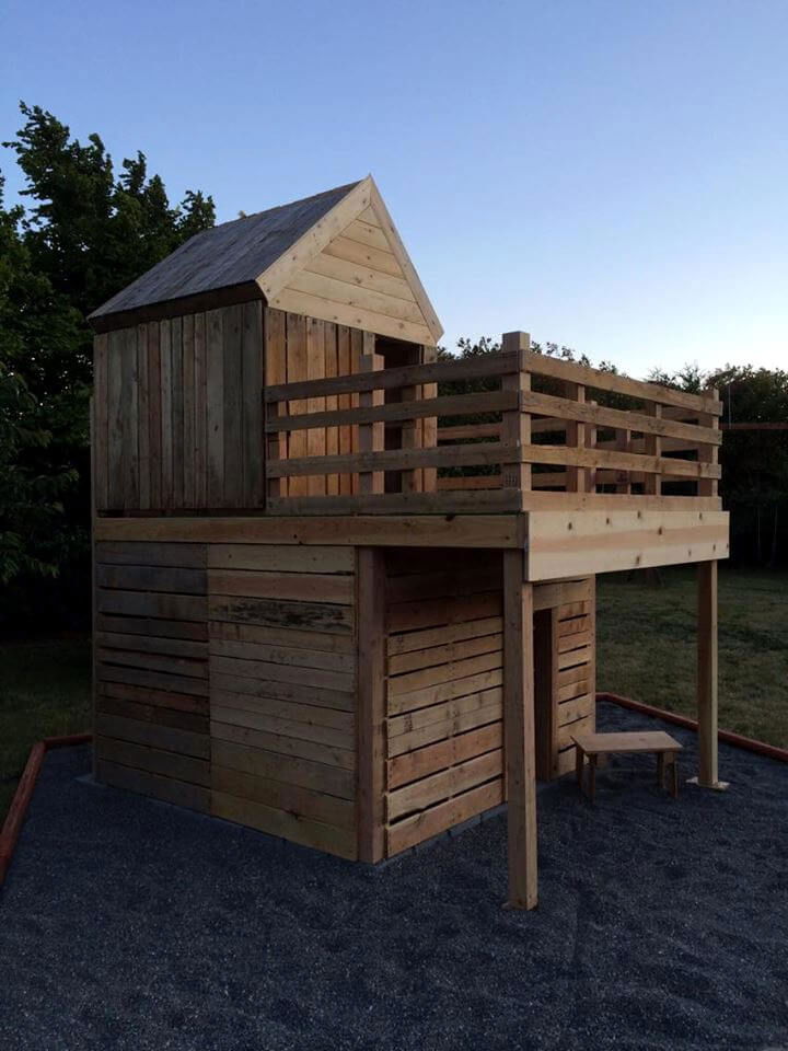 diy-pallet-playhouse-for-kids-fun-easy-pallet-ideas