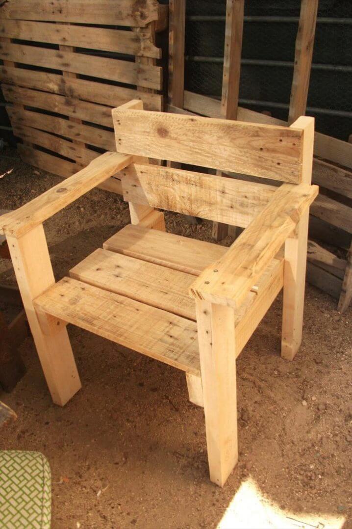 handcrafted wooden pallet chair