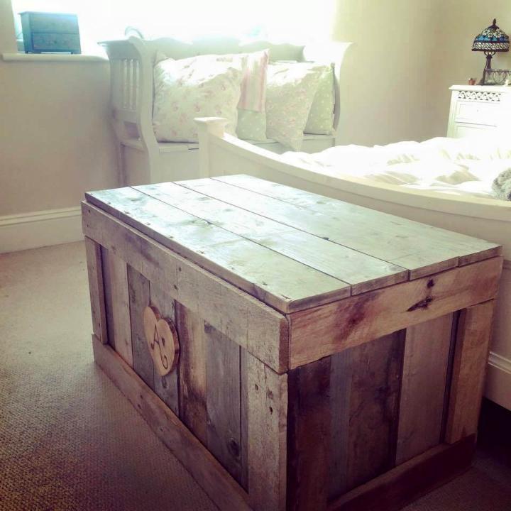 handcrafted wooden pallet chest