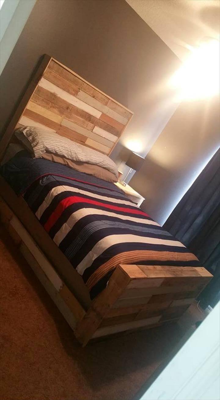 Awesome pallet bed