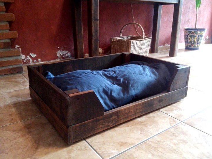 dog bed out of pallets