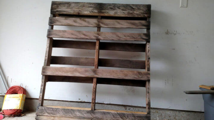 pallet deconstruction