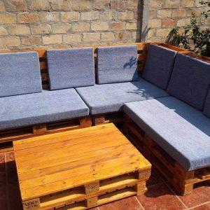 pallet outdoor seating set