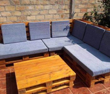 pallet outdoor seating set