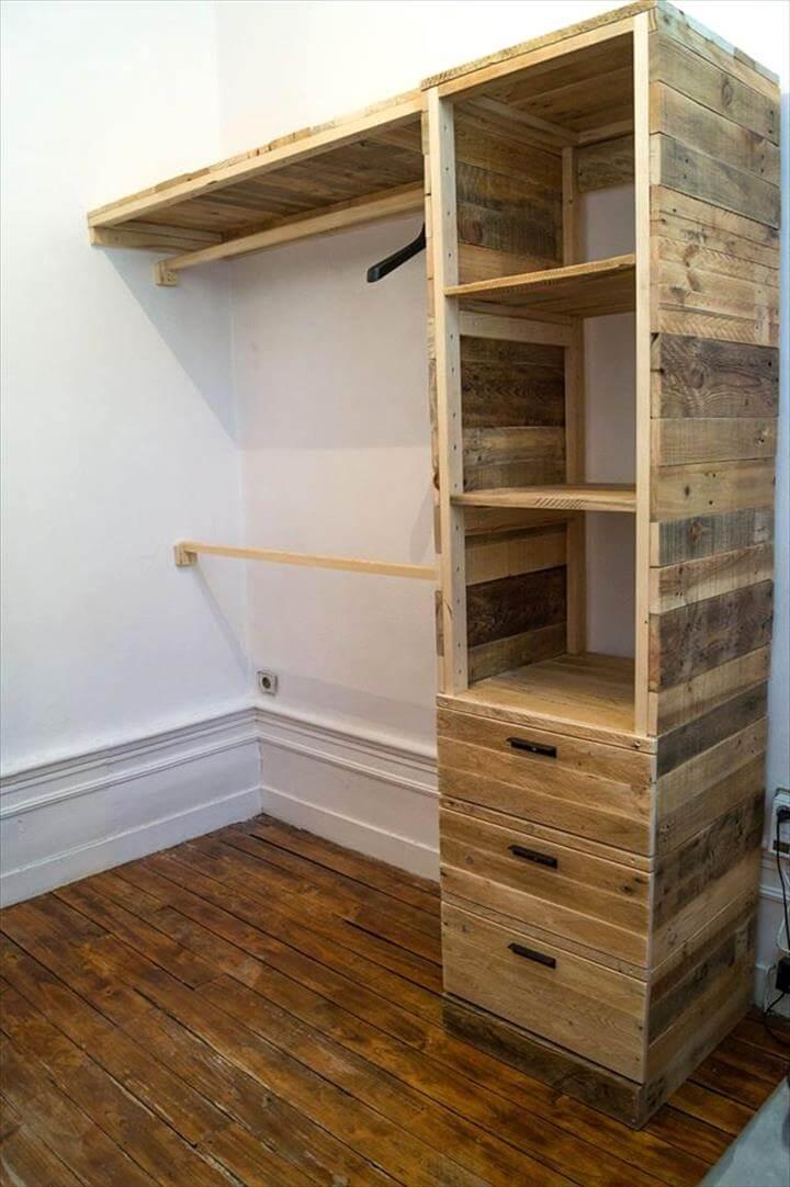 no-cost wooden pallet cupboard or closet