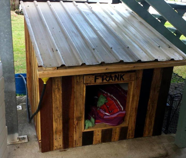 dog kennel made from pallets