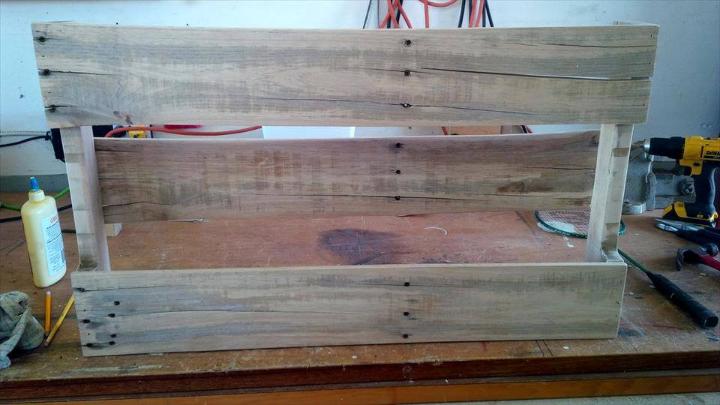 repurposed wooden pallet wall shelf