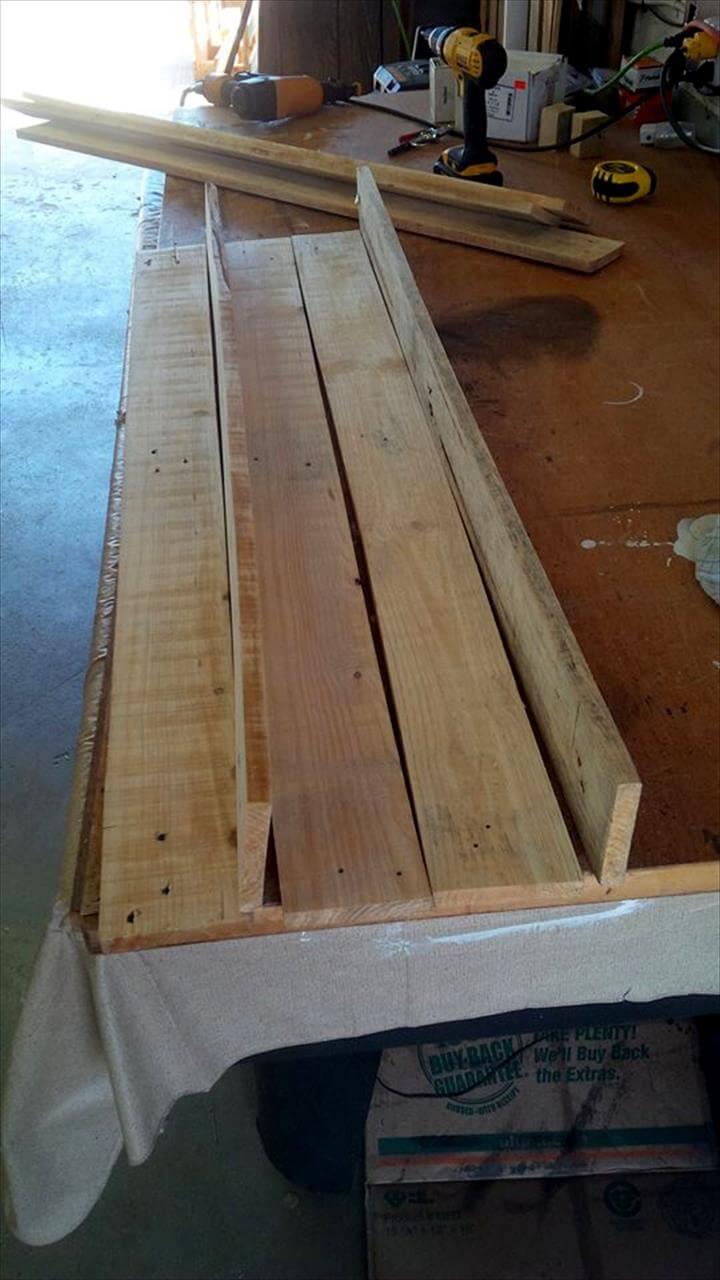 diy custom built wooden pallet shelf