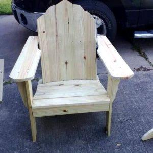 sturdy wooden pallet chair