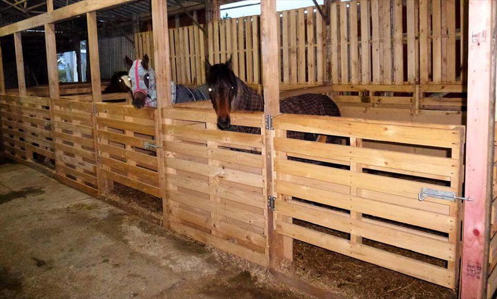 Pallet Horse Stable Shelter Easy Pallet Ideas