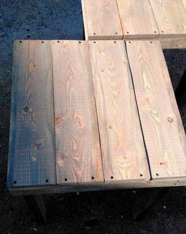 Up cycled pallet end tables