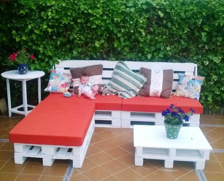 white painted pallet L-sofa set with red cushion