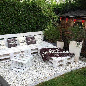 chic white pallet garden sitting set