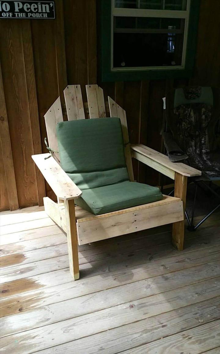 cushioned pallet outdoor chair