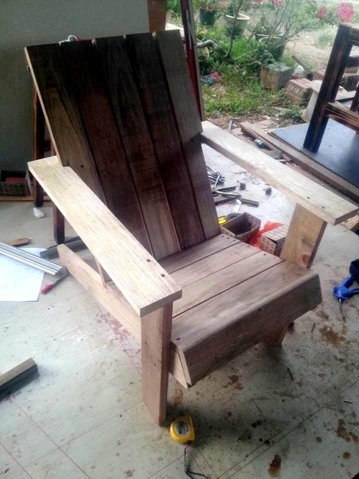 custom wooden pallet garden chair