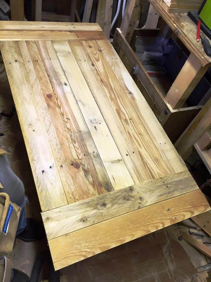 rustic wooden pallet coffee table