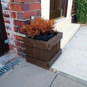 repurposed wooden pallet front door planter box