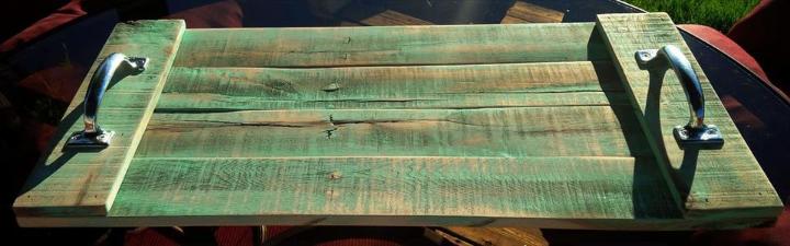 upcycled wooden pallet serving tray