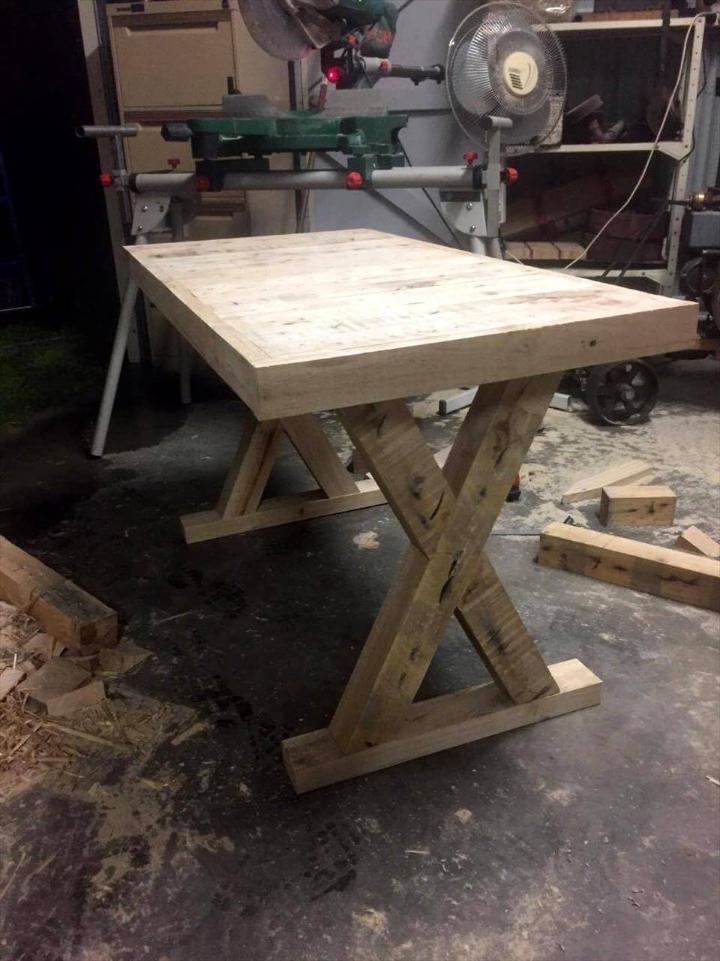 pallet accent table with criss cross legs