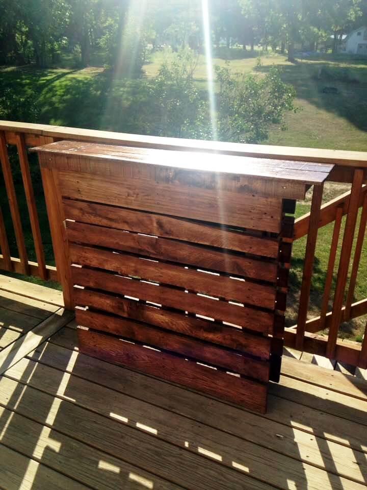 outdoor bar table made from pallets