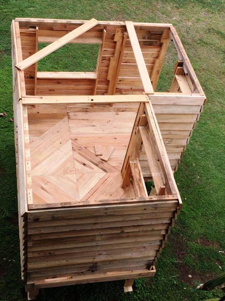 pallet cubby house roof installation