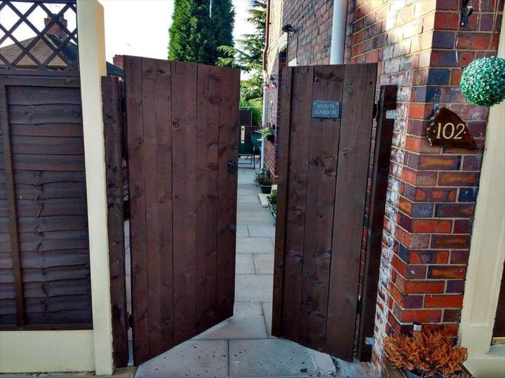 reclaimed wooden pallet double garden gate