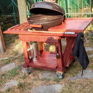 robust wooden pallet BBQ grill table
