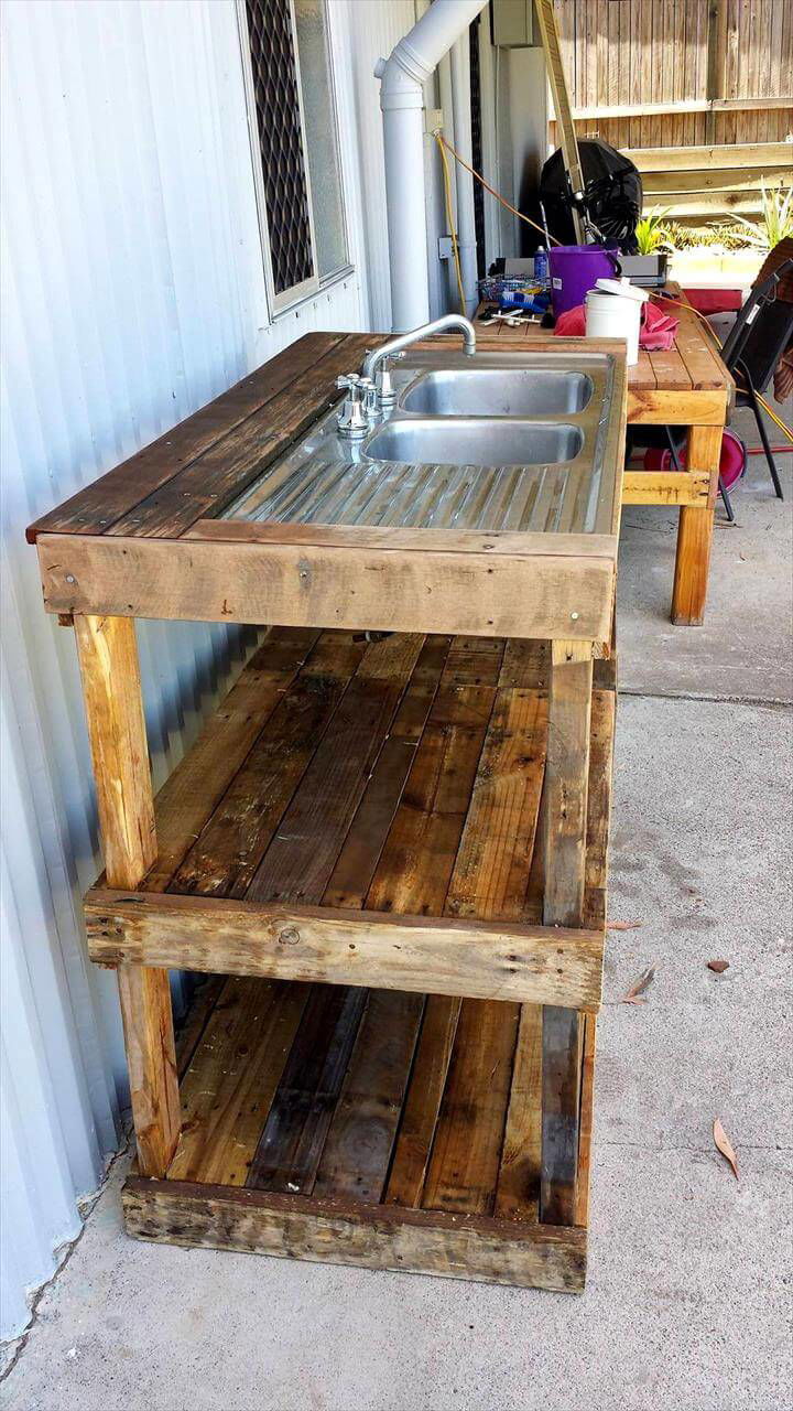 Pallet Outdoor Fish Filleting Station - Easy Pallet Ideas