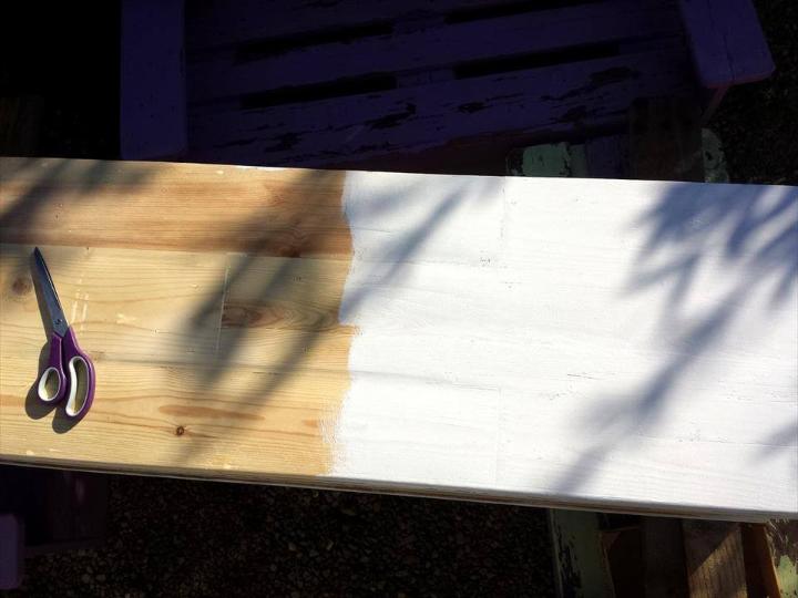 painting the pallet TV stand in white