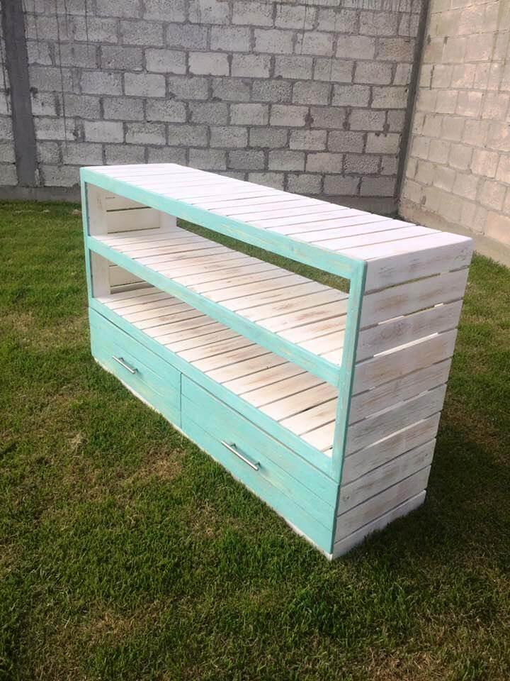 recycled pallet sideboard