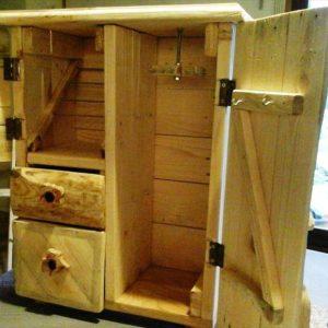hand-built pallet jewelry box