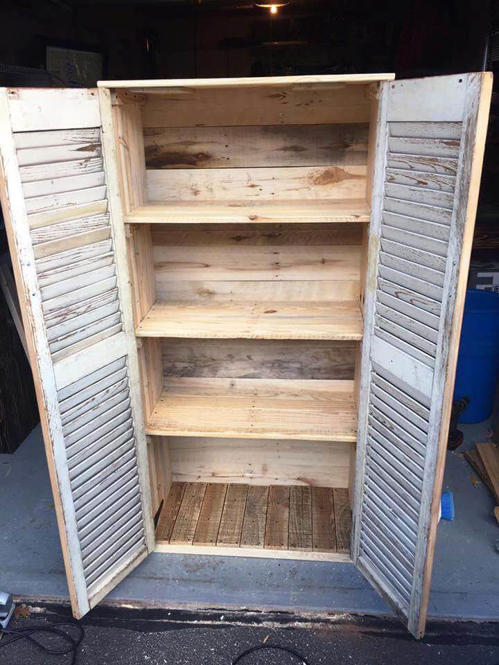  Pallet  Cabinet  Easy Pallet  Ideas 