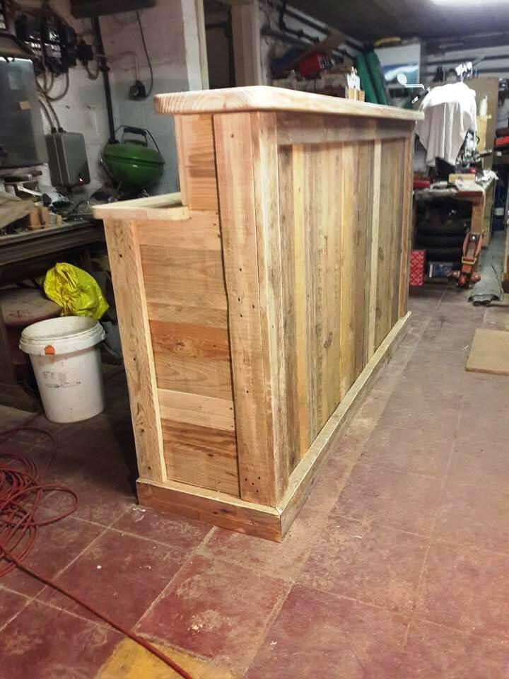 recycled pallet robust wooden bar