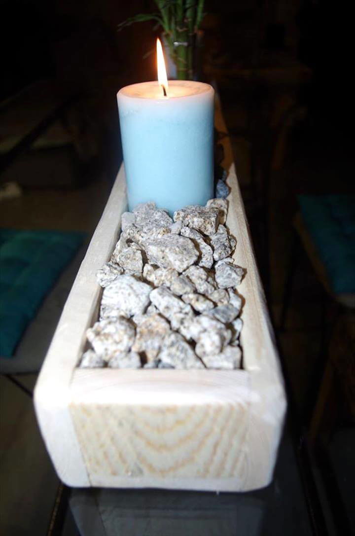 diy pallet candle holder