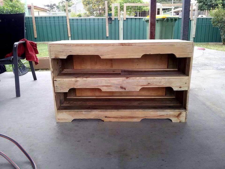 wooden pallet TV console or media stand