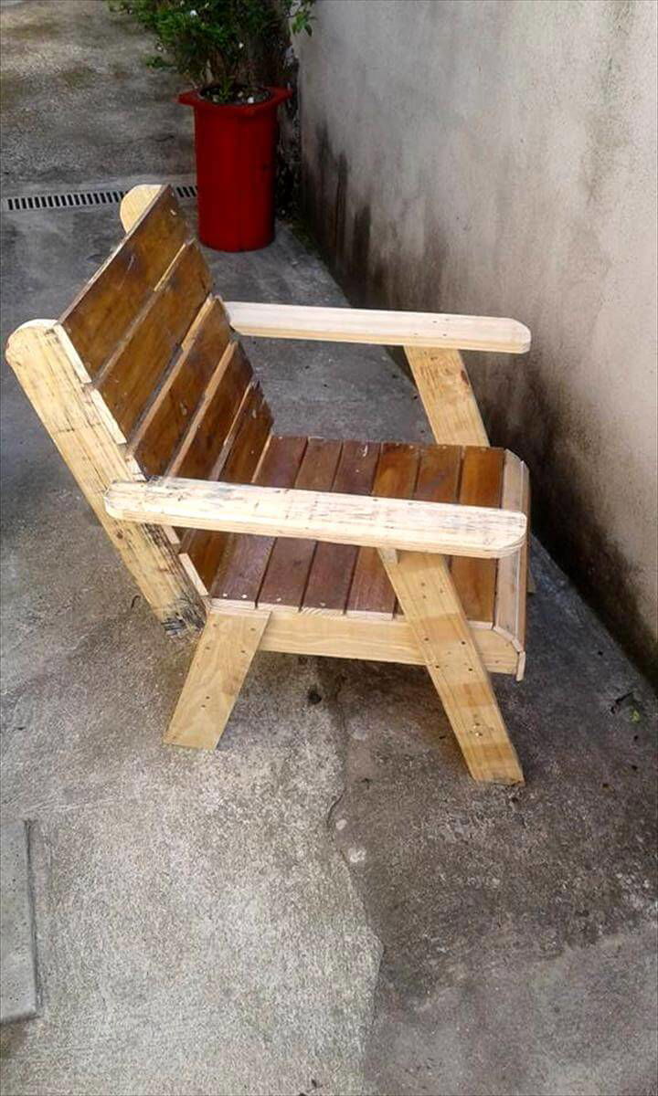 reclaimed pallet chair