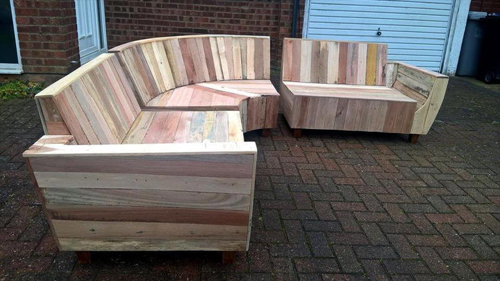 wooden pallet sofa with removable seats