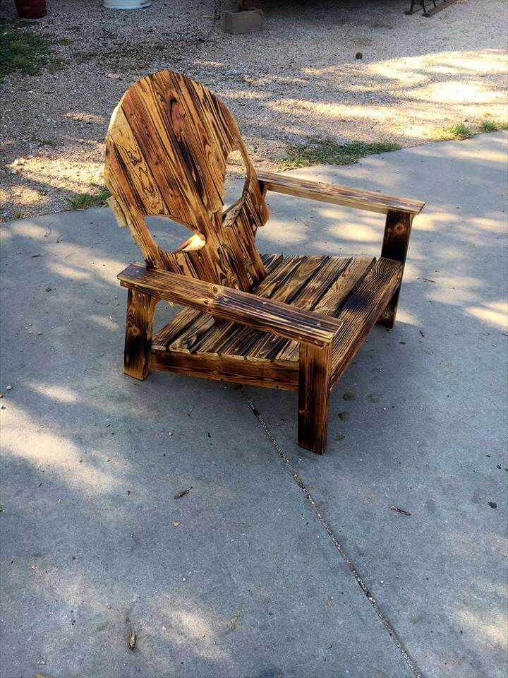 upcycled pallet Adirondack skull chair