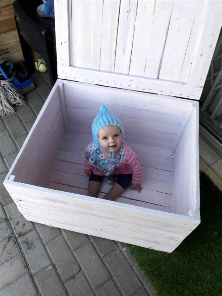 repurposed wooden pallet kids toy box