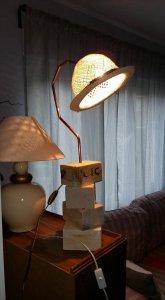 Wood Pallet and Old Sister Hat Table Lamp - Easy Pallet Ideas