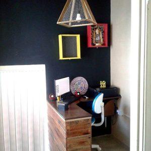 self-installed wooden pallet small home office