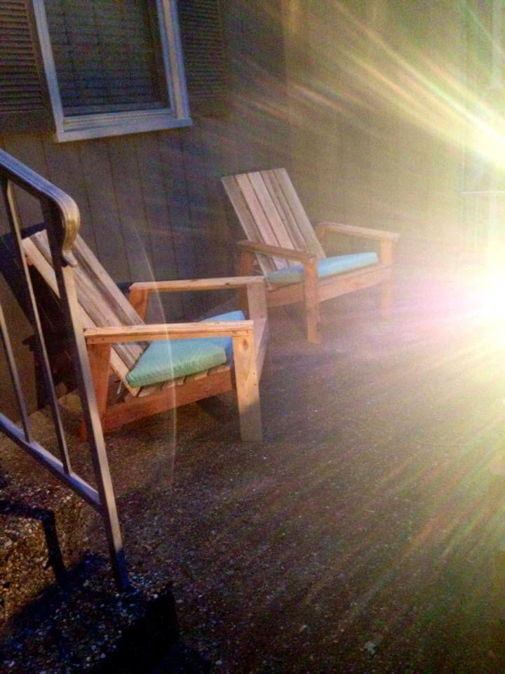 wooden pallet Adirondack chairs