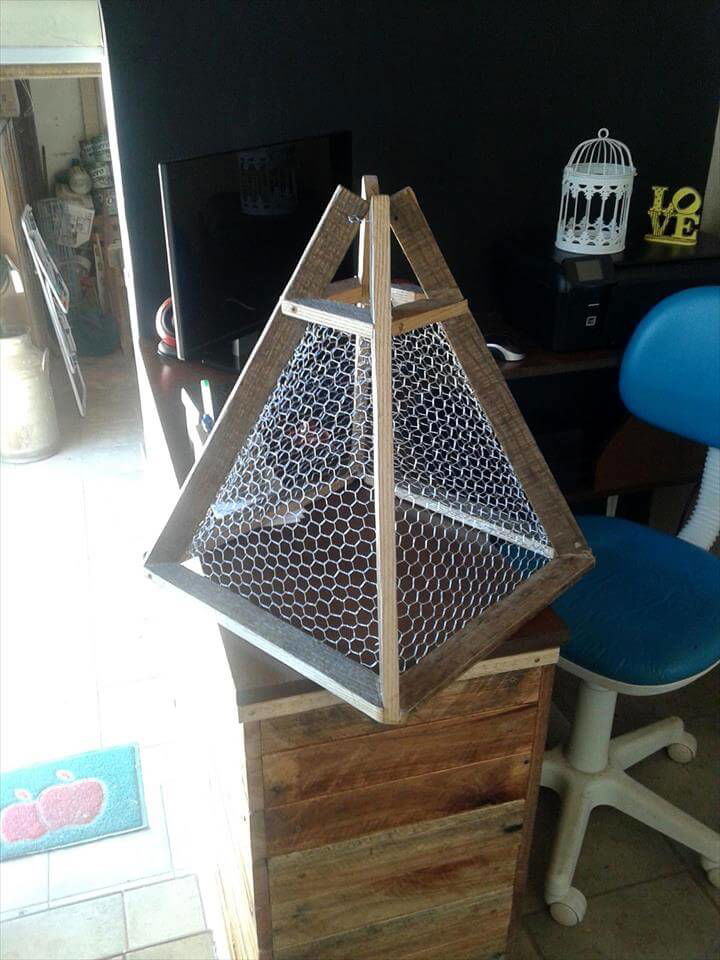 no-cost pallet pendant lampshade