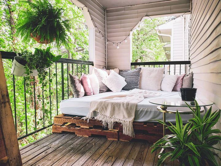 Pallet Bed for Balcony